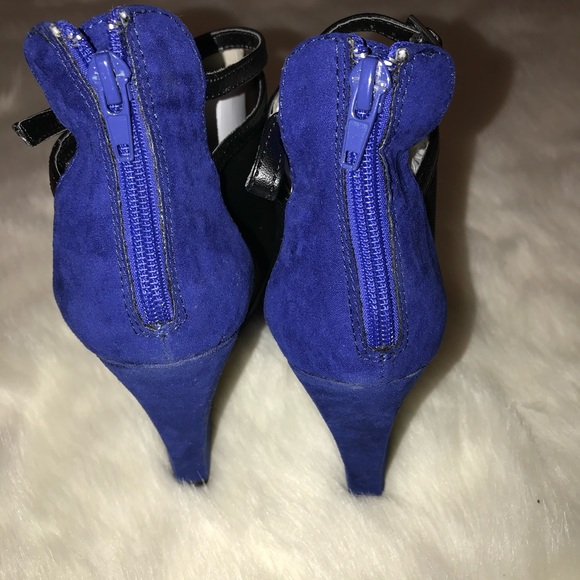 Aithley Wedge Heel in Cobalt and Black - Picture 3 of 8